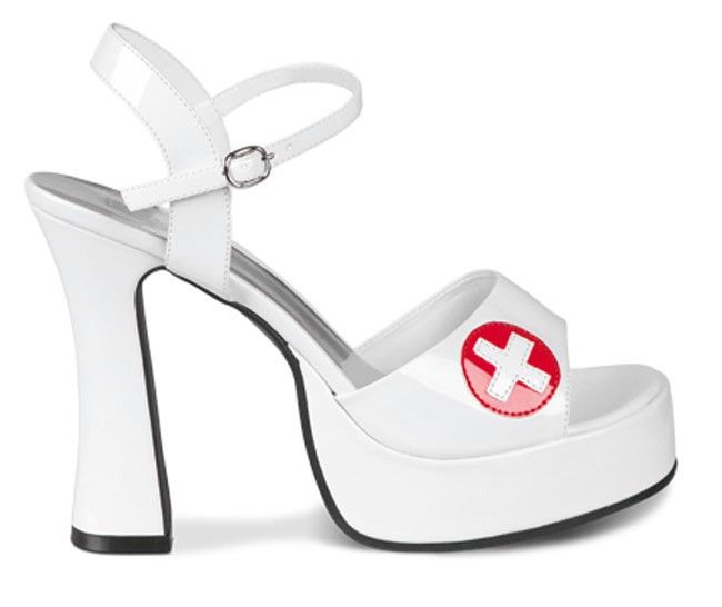 Chaussures infirmière sales