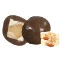 Boite 150g de Cubes Nougat au chocolat au lait