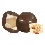 Boite 150g de Cubes Nougat au chocolat au lait